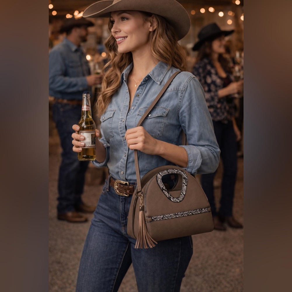 Elegant Tan Women's Bag with Tassel Accent